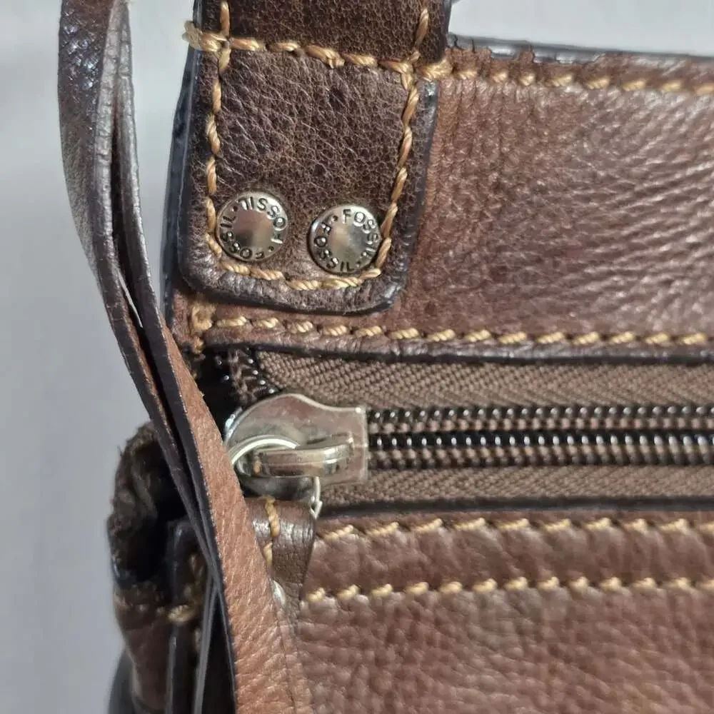 Fossil Brown Leather Crossbody Shoulder Bag with Key Charm